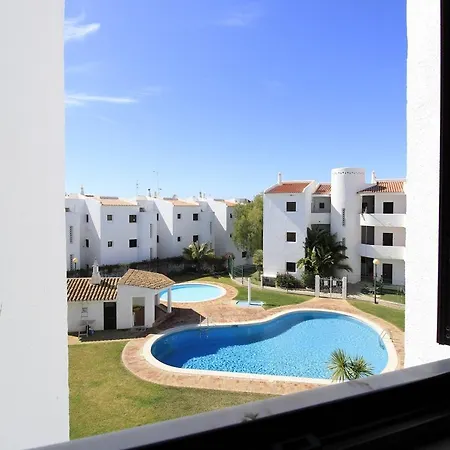 Shine & Garden With Pool By Homing * Vilamoura