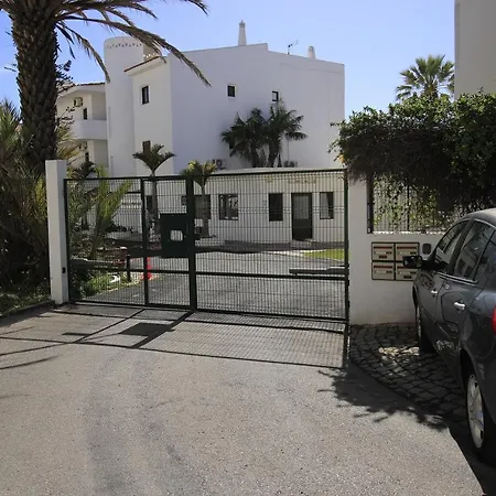 Shine & Garden With Pool By Homing Vilamoura
